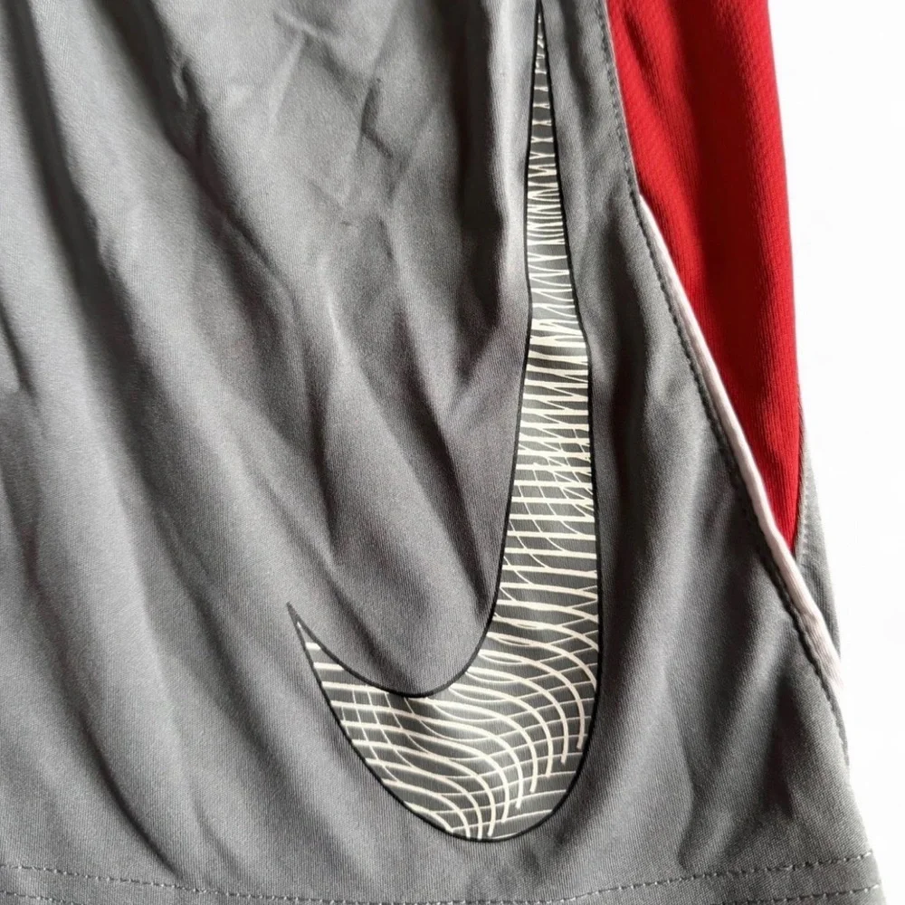 Nike Boys Dri-FIT Basketball Shorts Grey Red Size Large L